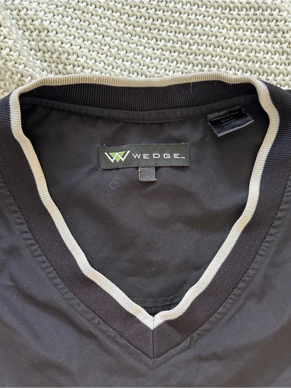 Wedge Black V-Neck Golf Windbreaker Pullover Jacket Men’s Large